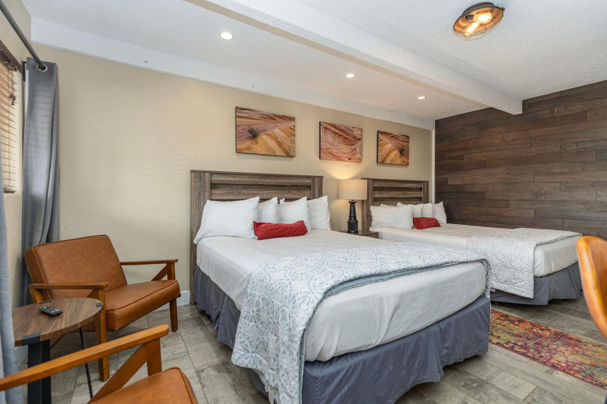 The Flagstone Boutique Inn & Suites カナブ エクステリア 写真